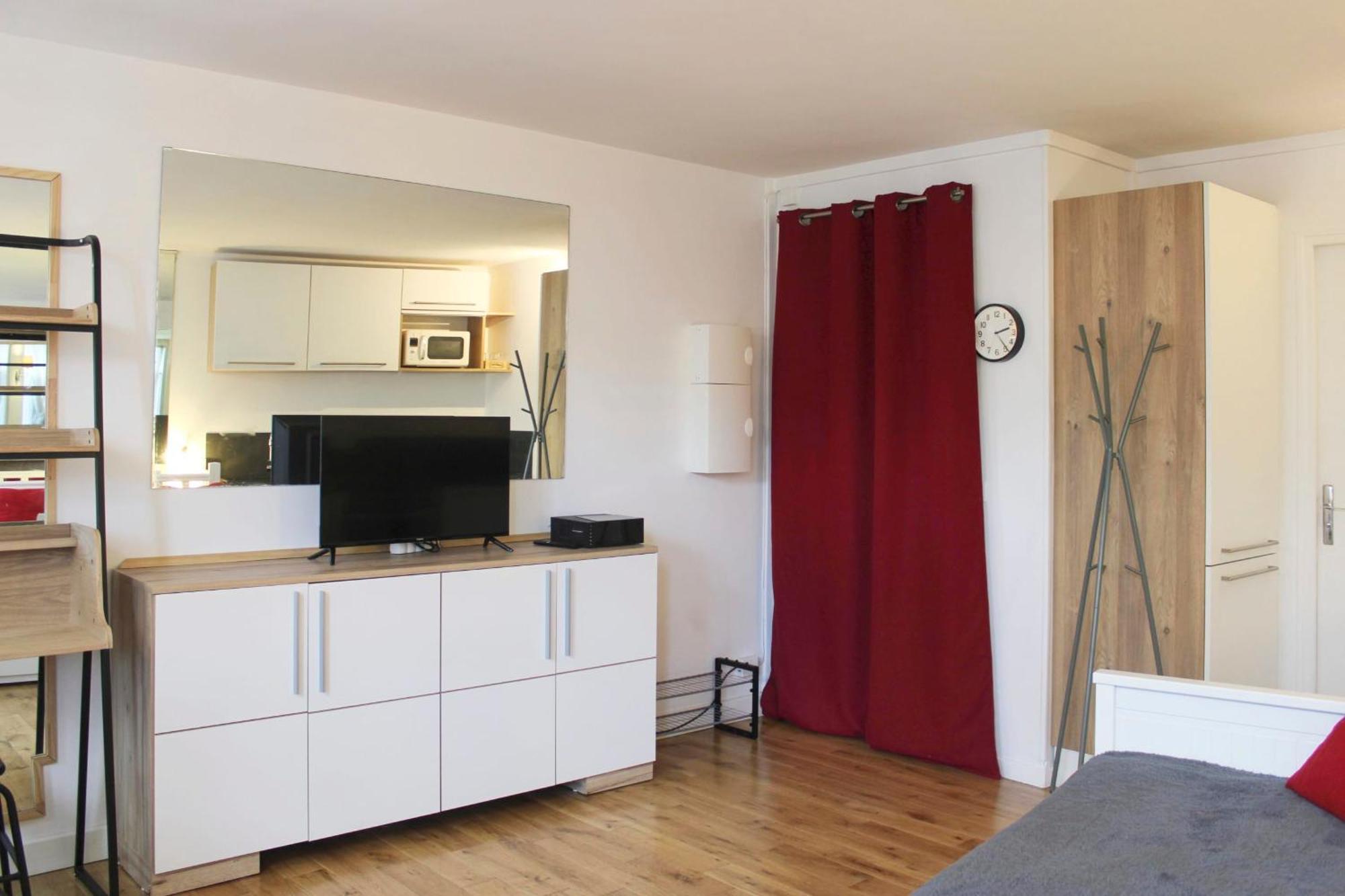Bright Apartment - Near Garden Париж Экстерьер фото